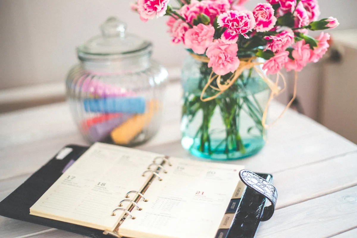 What are the best 5 tips to stay organized? preview image