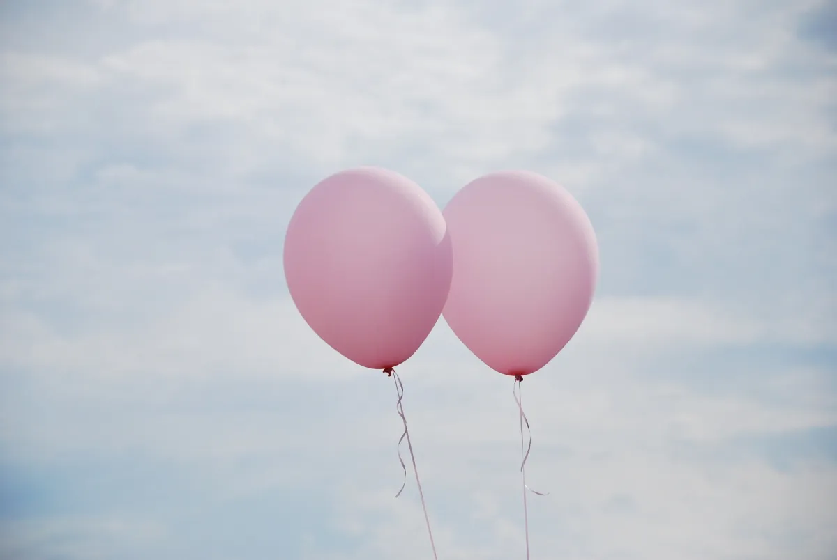 What are the most romantic Valentine’s day present ideas? preview image