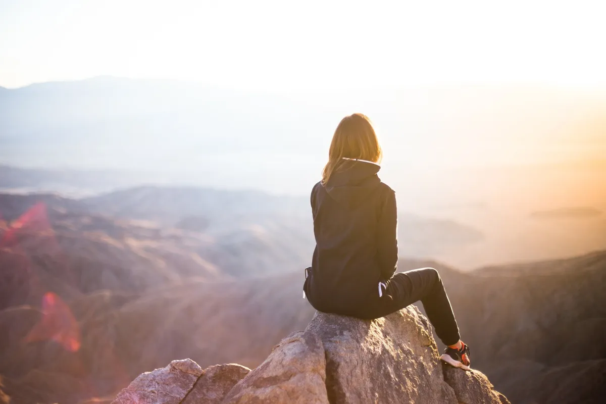 6 ways to make the most of your travel location and create engaging content preview image