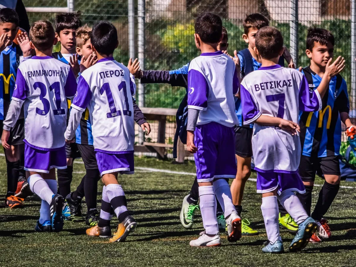 How to Share Sports Season Photos With Parents Without a Facebook Group preview image
